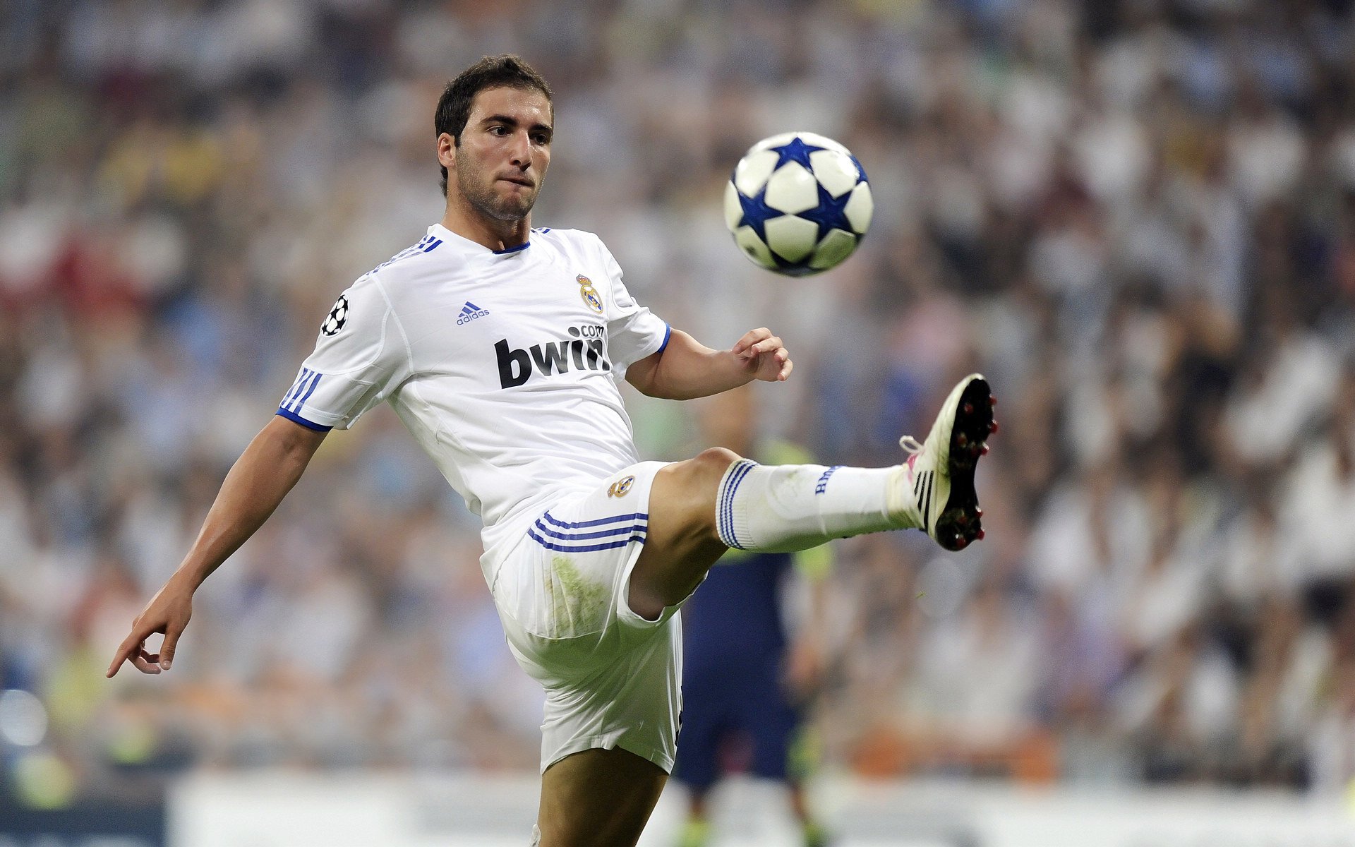 开云体育全站-持续进步中的中立B女队，值得期待